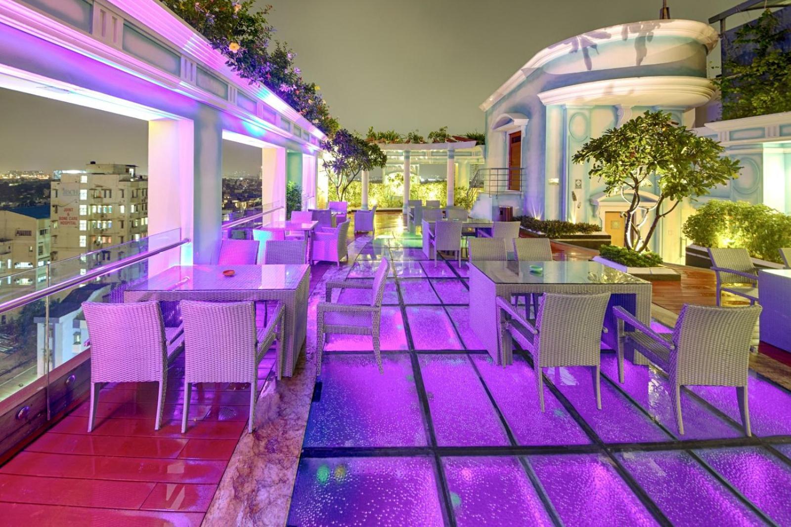 De Sovrani Otel Kalküta Dış mekan fotoğraf