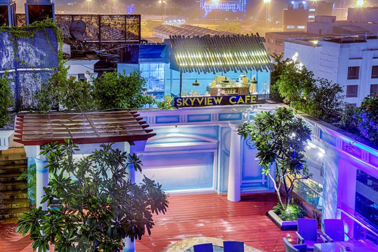 De Sovrani Otel Kalküta Dış mekan fotoğraf